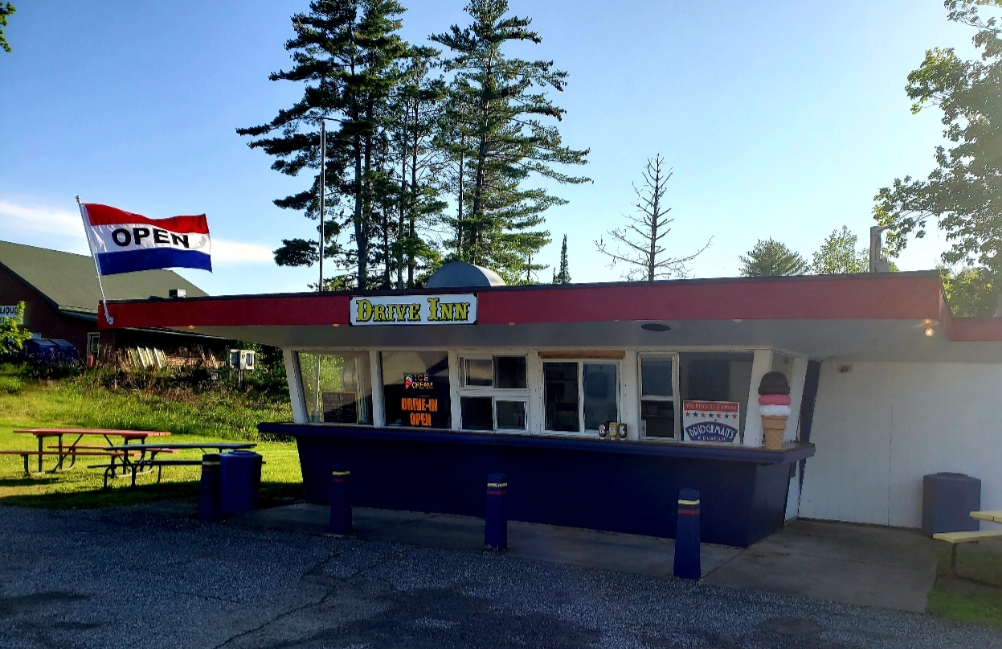 Boondocks in Duluth is NOW Scooping Bridgeman's Ice Cream! Intro Photo